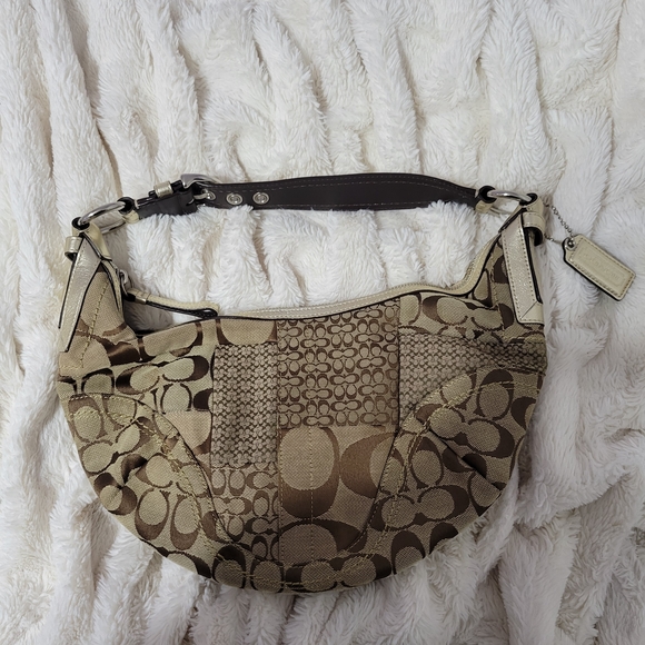 Elegant Tan Patchwork Shoulder Bag - Picture 2 of 5